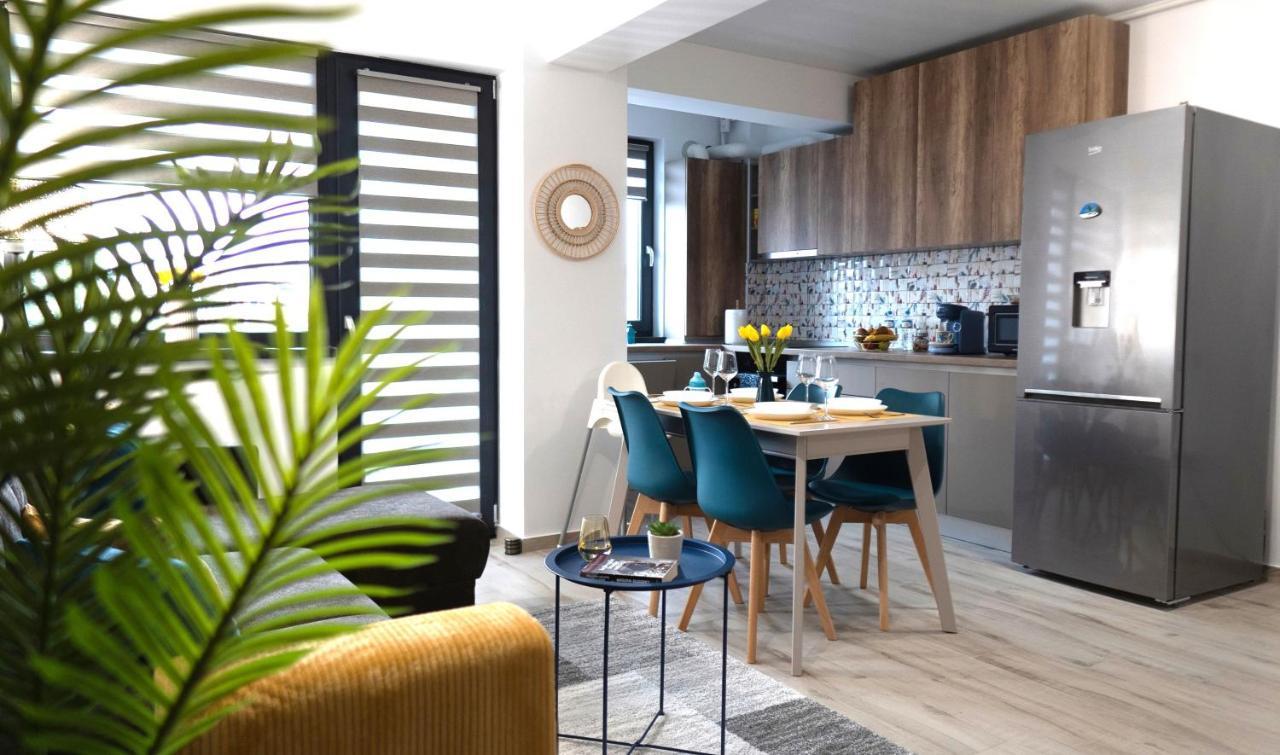 'Just Like Home' Apartment - With Private Parking Place Galaţi Eksteriør bilde