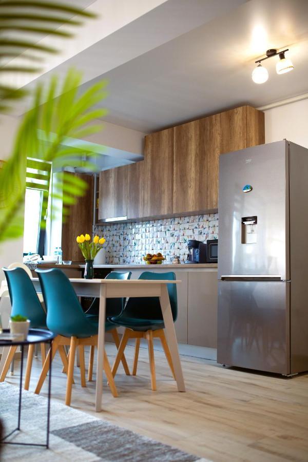 'Just Like Home' Apartment - With Private Parking Place Galaţi Eksteriør bilde