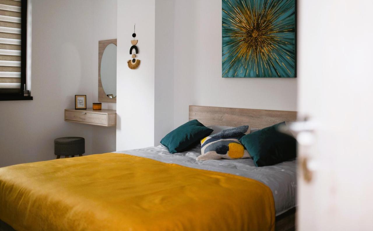 'Just Like Home' Apartment - With Private Parking Place Galaţi Eksteriør bilde