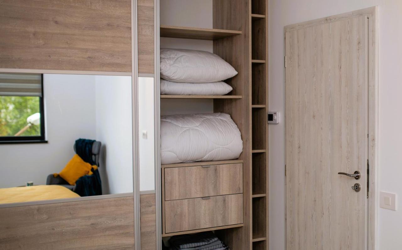 'Just Like Home' Apartment - With Private Parking Place Galaţi Eksteriør bilde