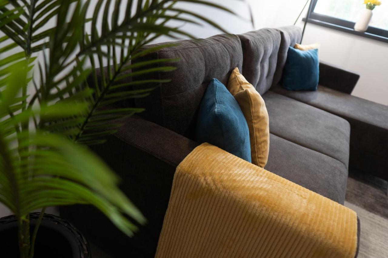 'Just Like Home' Apartment - With Private Parking Place Galaţi Eksteriør bilde